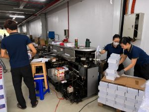 In sách số lượng lớn sử dụng dây chuyền công nghiệp in ấn và gia công thành phẩm